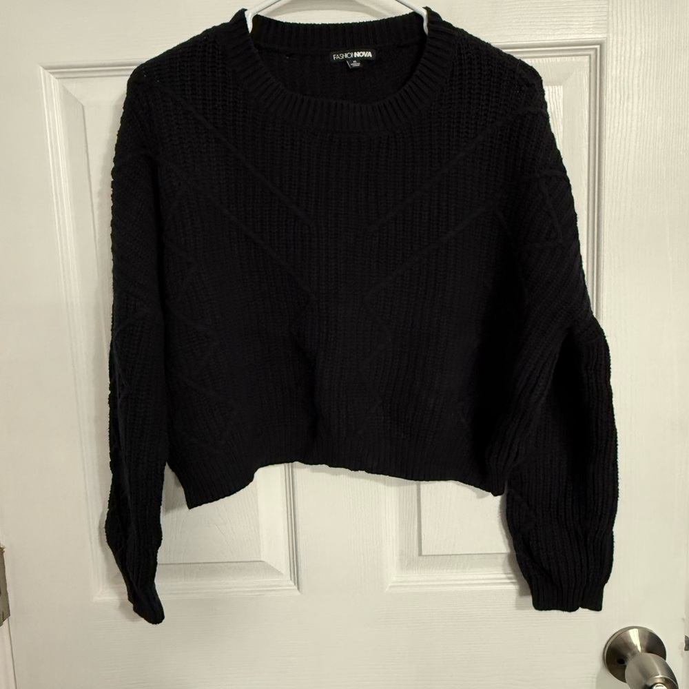 Fashion Nova Black Crew Neck Sweater